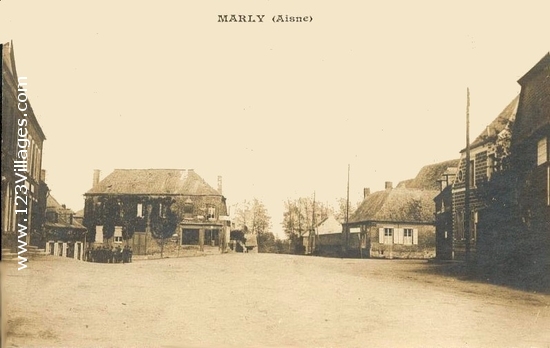 Carte postale de Marly-Gomont