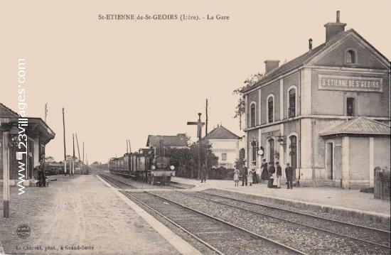 Carte postale de Saint-Étienne-de-Saint-Geoirs