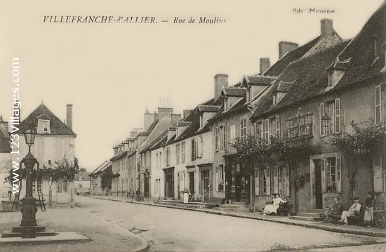 Carte postale de Villefranche-d Allier
