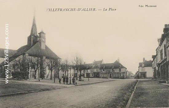 Carte postale de Villefranche-d Allier