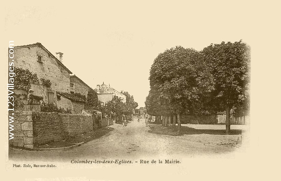 Carte postale de Colombey-les-Deux-Églises