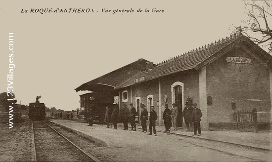 Carte postale de La Roque-d Anthéron 