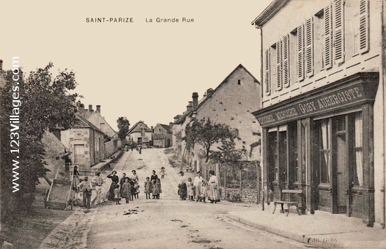 Carte postale de Saint-Parize-Le-Chatel 