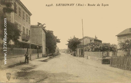 Carte postale de Sathonay-Village